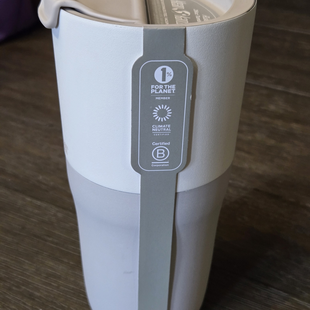 Klean Kanteen Rise Tumbler 26oz Flip Lid Vacuum Insulated Gray Beige New